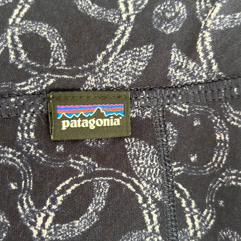 Patagonia Women's Capilene Midweight Baselayer - Picture 2 of 6
